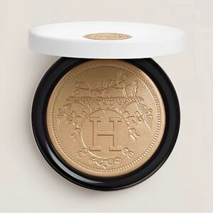 Hermes poudre d’Orfevre Face and Eye illuminating powder
